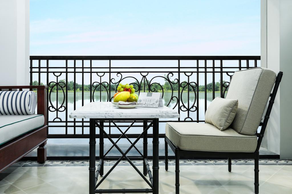 Mia Saigon - Luxury Boutique Hotel Хошимин Екстериор снимка