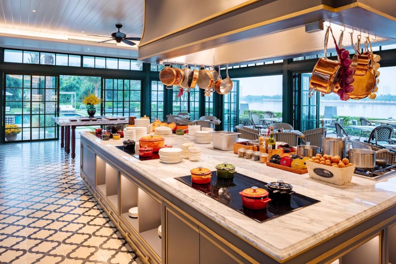 Mia Saigon - Luxury Boutique Hotel Хошимин Екстериор снимка
