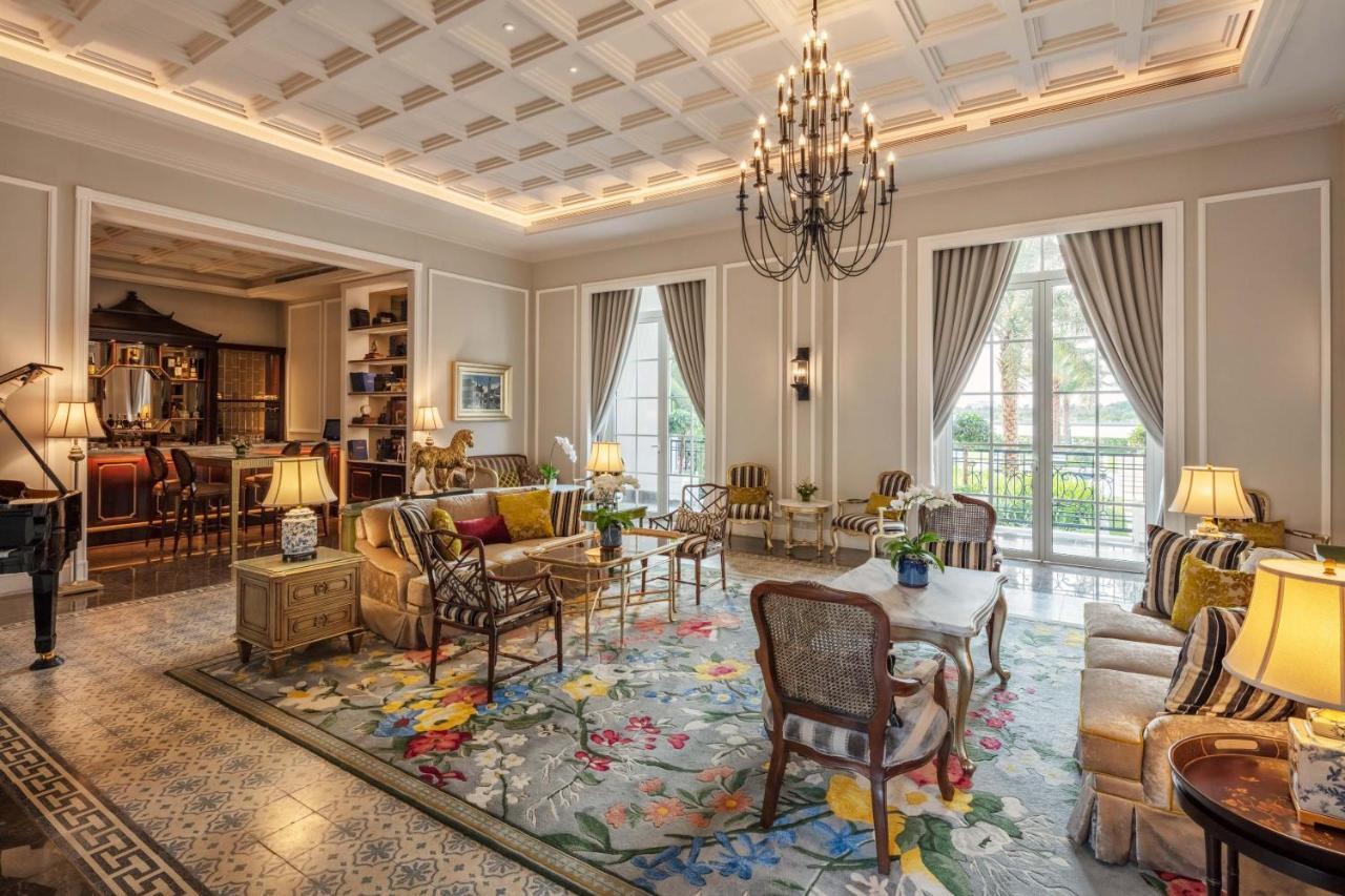 Mia Saigon - Luxury Boutique Hotel Хошимин Екстериор снимка